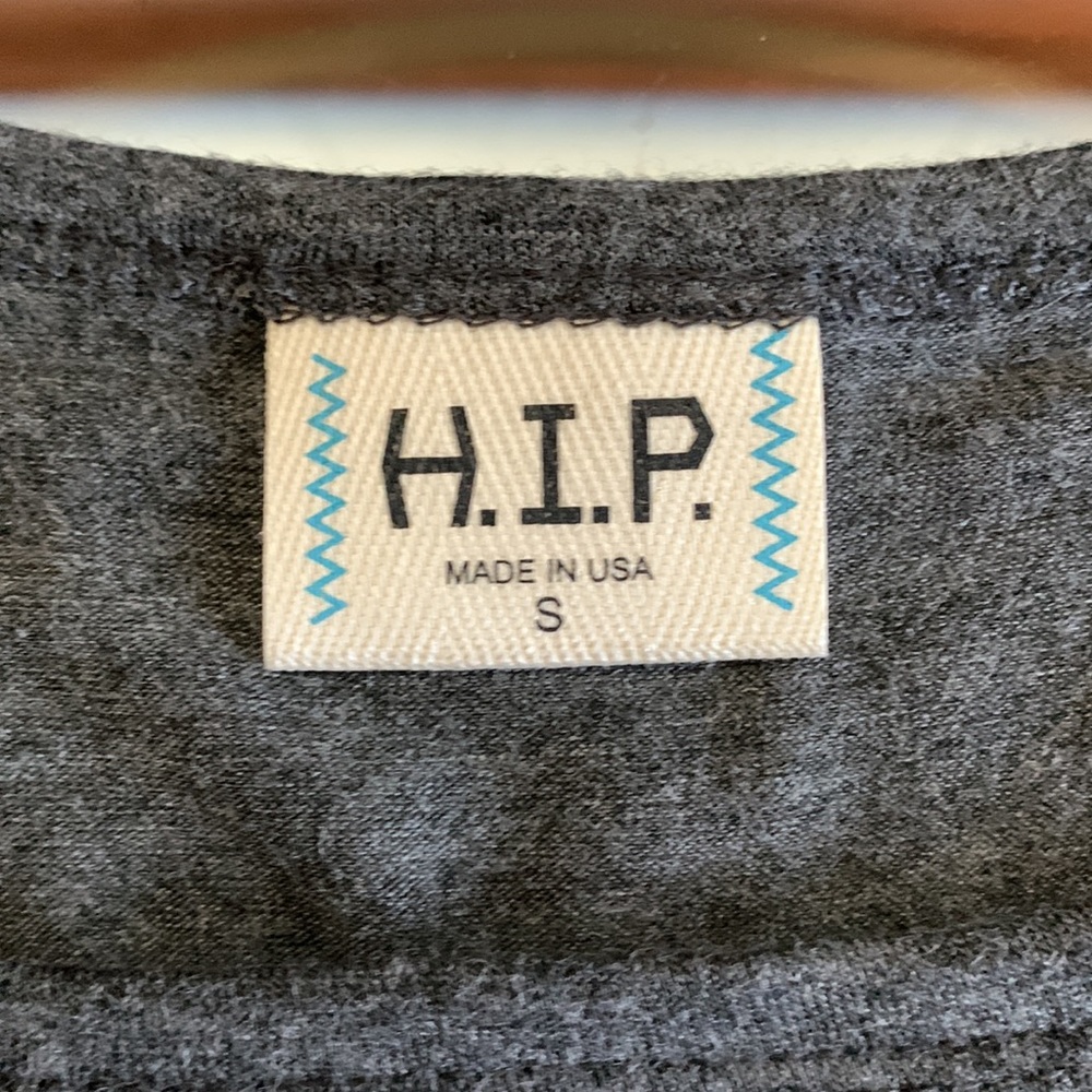 H.I.P. Sleeveless Tee Size S - Picture 3 of 11